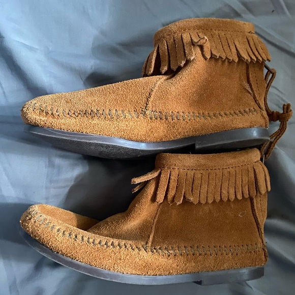 Minnetonka Brown Moccasins with Fringe Detail - Picture 2 of 6